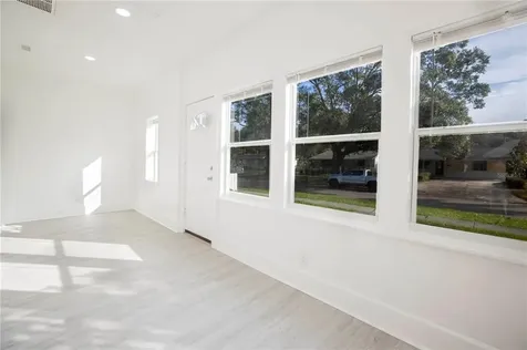 3918 26th Street N St Petersburg FL 33714