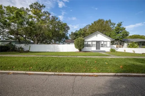 3918 26th Street N St Petersburg FL 33714