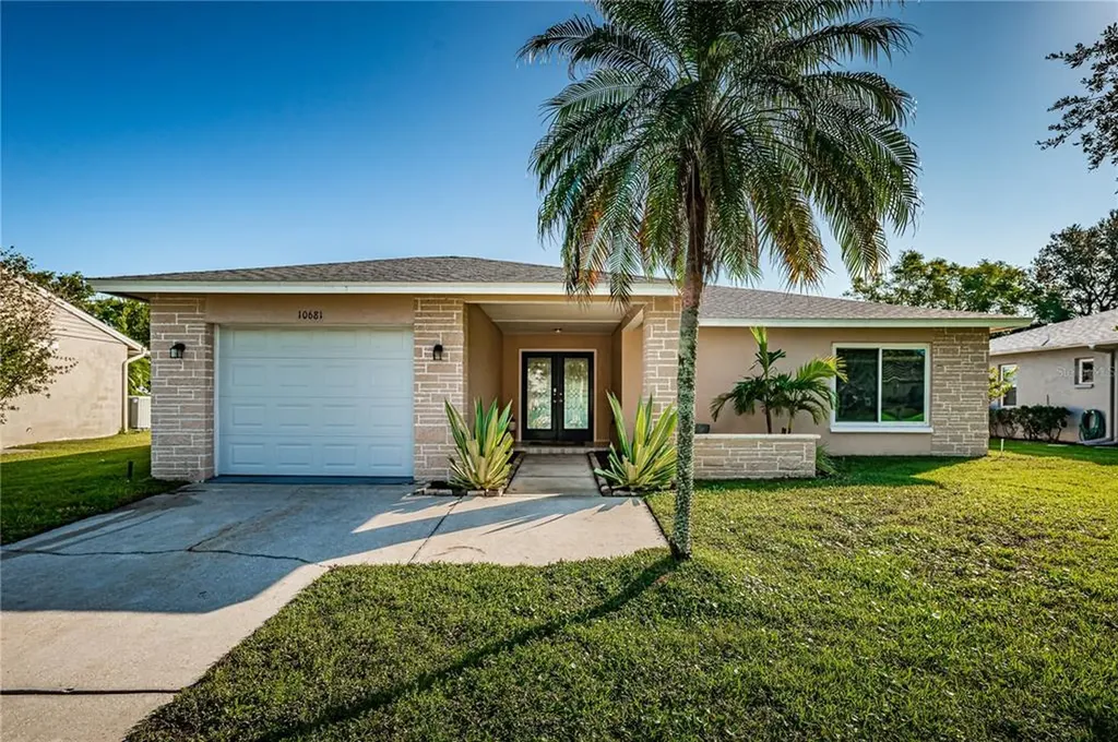 10681 41st Court N Clearwater FL 33762