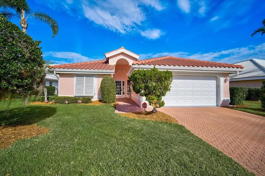 5815 Fairwoods Circle Sarasota FL 34243