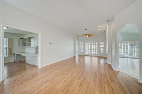 5815 Fairwoods Circle Sarasota FL 34243