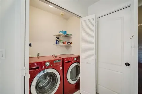 5815 Fairwoods Circle Sarasota FL 34243