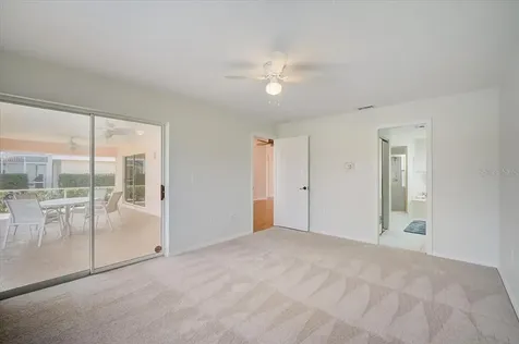 5815 Fairwoods Circle Sarasota FL 34243