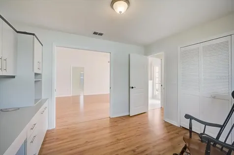 5815 Fairwoods Circle Sarasota FL 34243