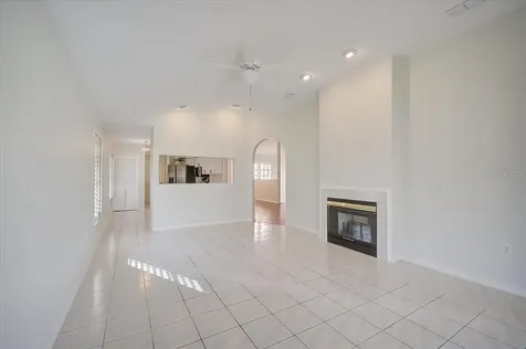 5815 Fairwoods Circle Sarasota FL 34243