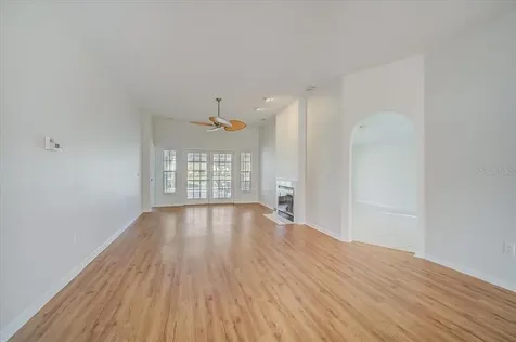 5815 Fairwoods Circle Sarasota FL 34243