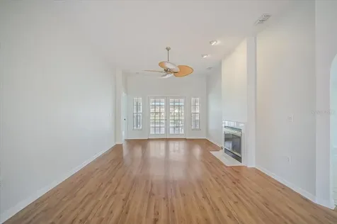 5815 Fairwoods Circle Sarasota FL 34243