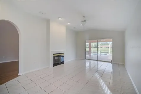 5815 Fairwoods Circle Sarasota FL 34243
