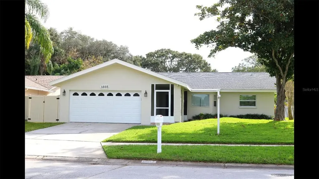 1665 Amberlea Drive S Dunedin FL 34698