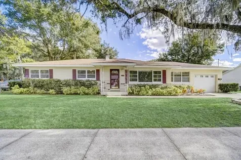 1512 N Grandview Street Mount Dora FL 32757