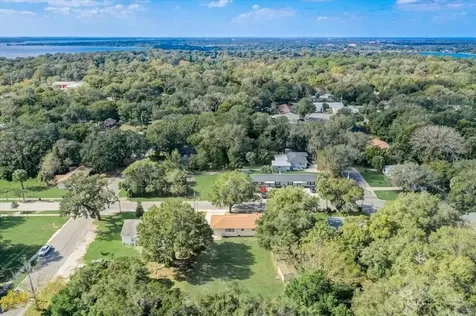 1512 N Grandview Street Mount Dora FL 32757