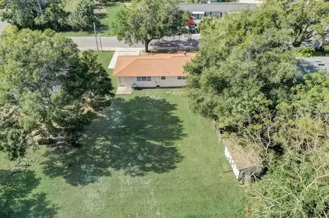 1512 N Grandview Street Mount Dora FL 32757