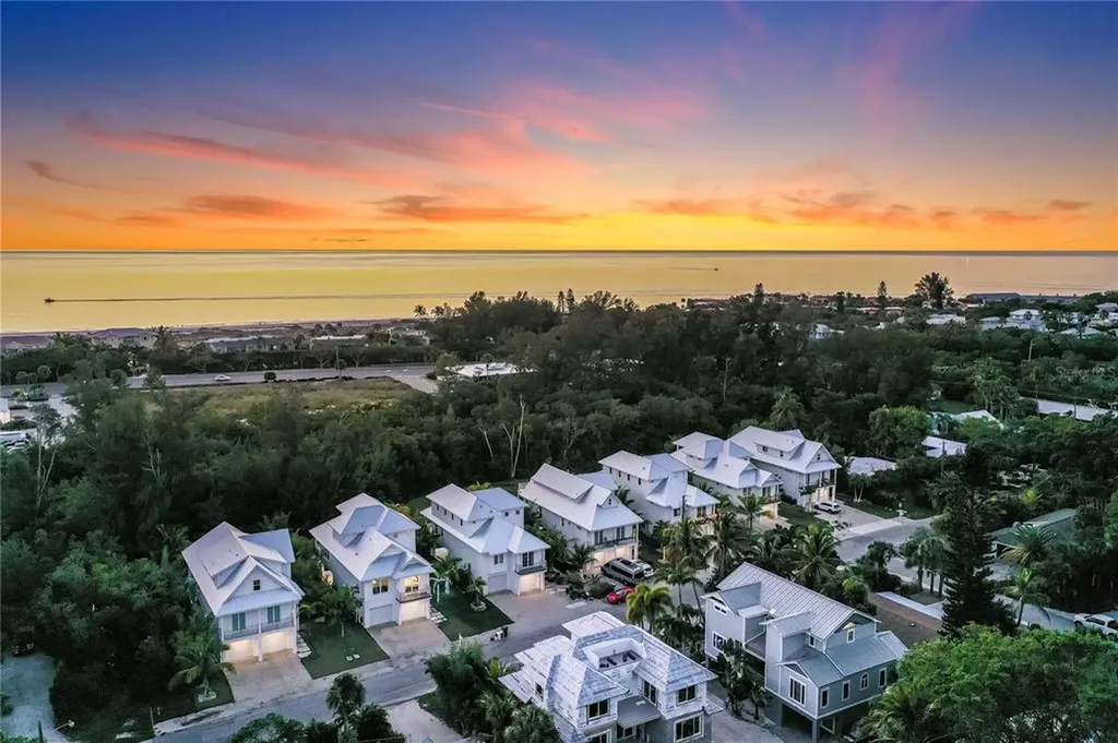 6925 Longboat Drive S Longboat Key FL 34228
