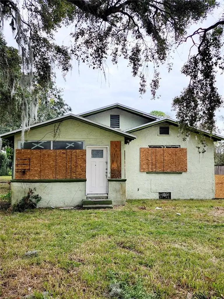 125 N Keech Street Daytona Beach FL 32114