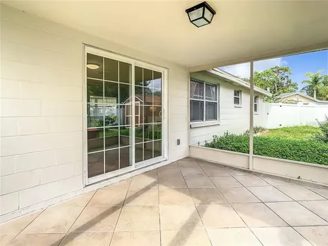 2710 Druid Place Holiday FL 34691