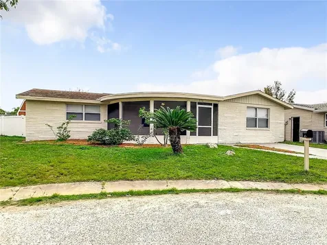 2710 Druid Place Holiday FL 34691