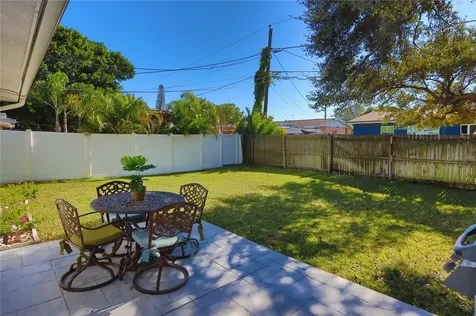 1518 84th Avenue N St Petersburg FL 33702