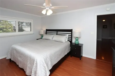 1518 84th Avenue N St Petersburg FL 33702
