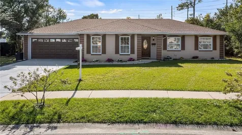 18 Carriage Hill Circle Casselberry FL 32707