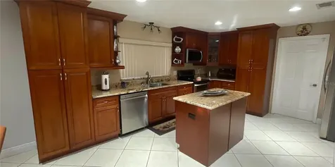 2632 Pembrook Drive Orlando FL 32810