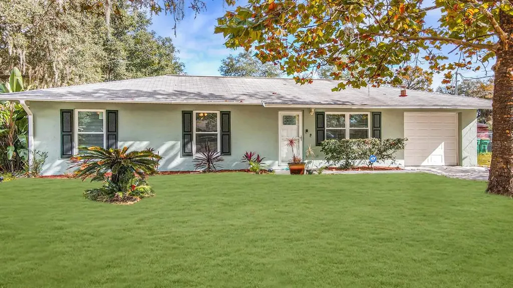 1018 Jones Avenue Inverness FL 34453