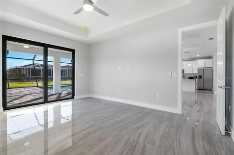 3037 SW 4th Place Cape Coral FL 33914