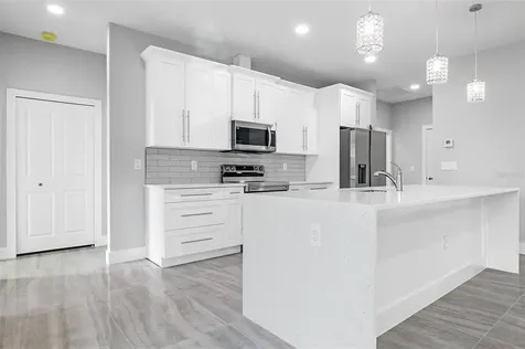 3037 SW 4th Place Cape Coral FL 33914