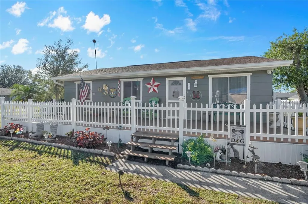 4131 Renova Avenue North Port FL 34286