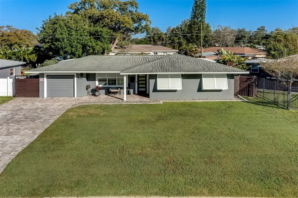 3831 26th Avenue N St Petersburg FL 33713