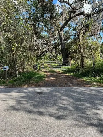 1643 Lena Lane Sarasota FL 34240