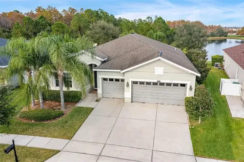 2457 Strandhill Street Orlando FL 32824