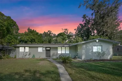 1421 W Voorhis Avenue Deland FL 32720