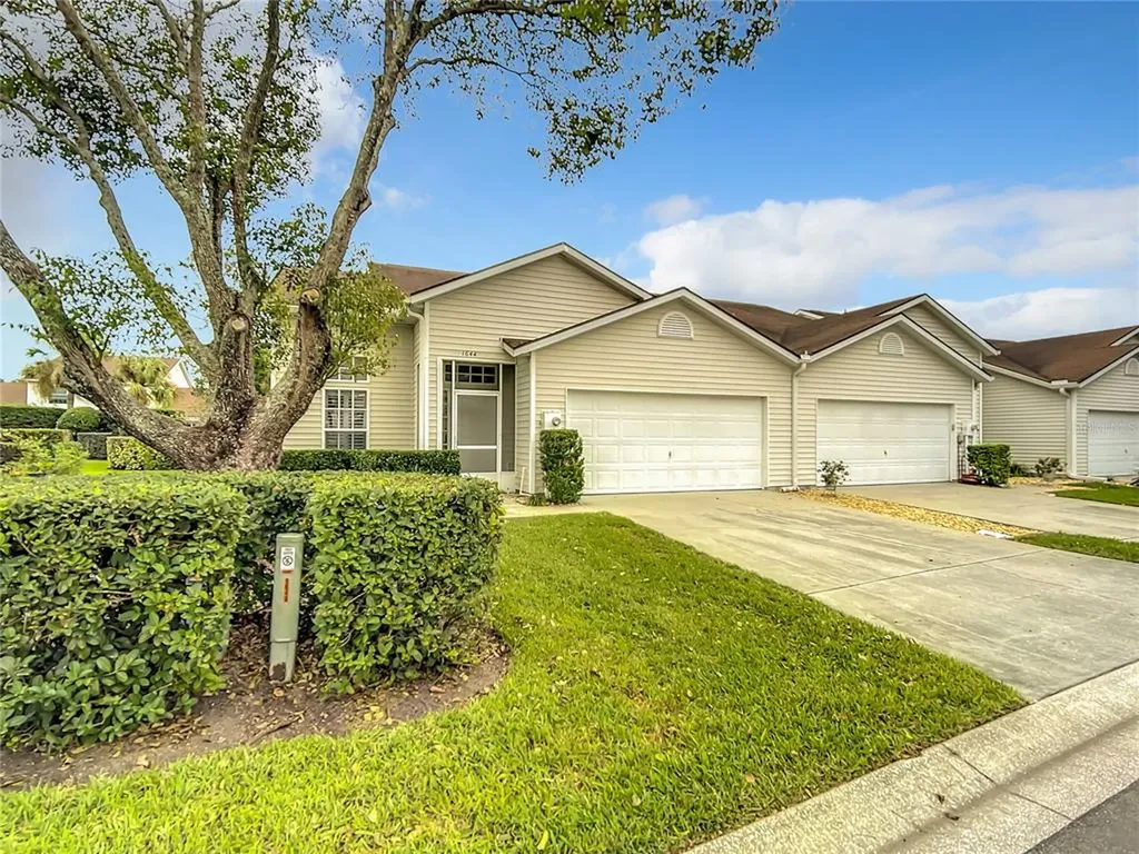 1644 Lake Heron Drive Lutz FL 33549