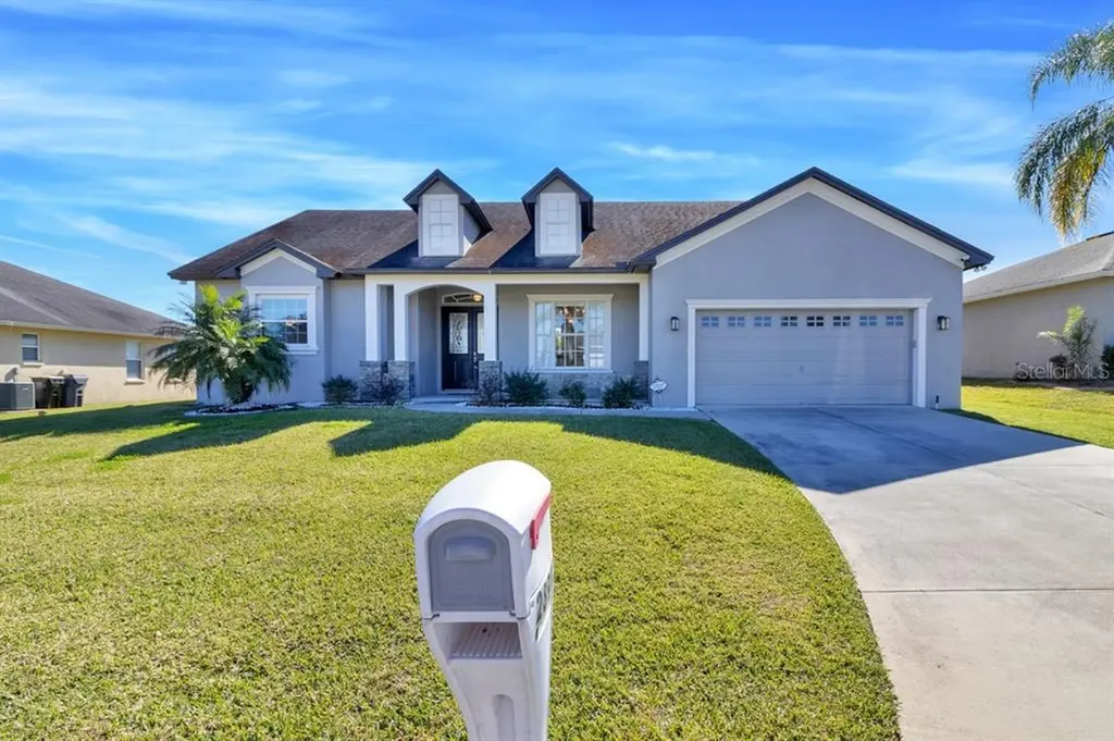 2890 Dunhill Circle Lakeland FL 33810