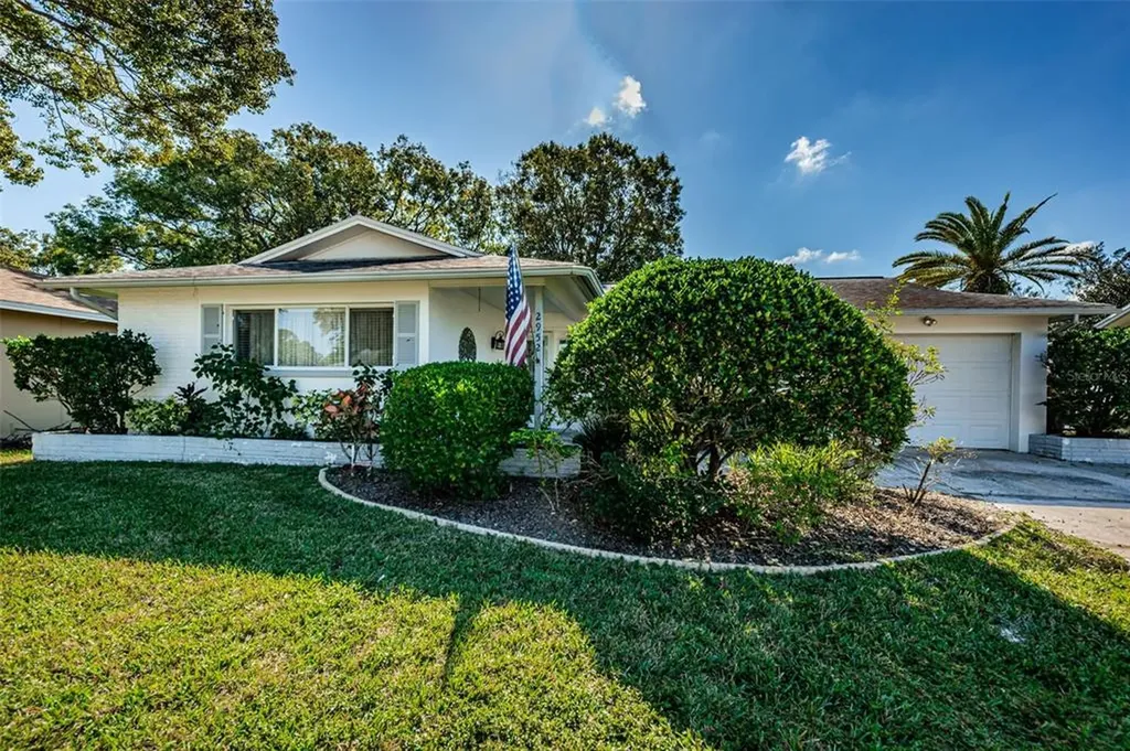 2952 Curling Court Palm Harbor FL 34684