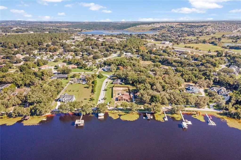 16330 Lakeshore Drive Minneola FL 34715