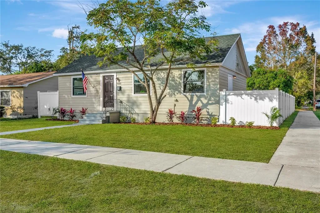 4555 18th Avenue S St Petersburg FL 33711
