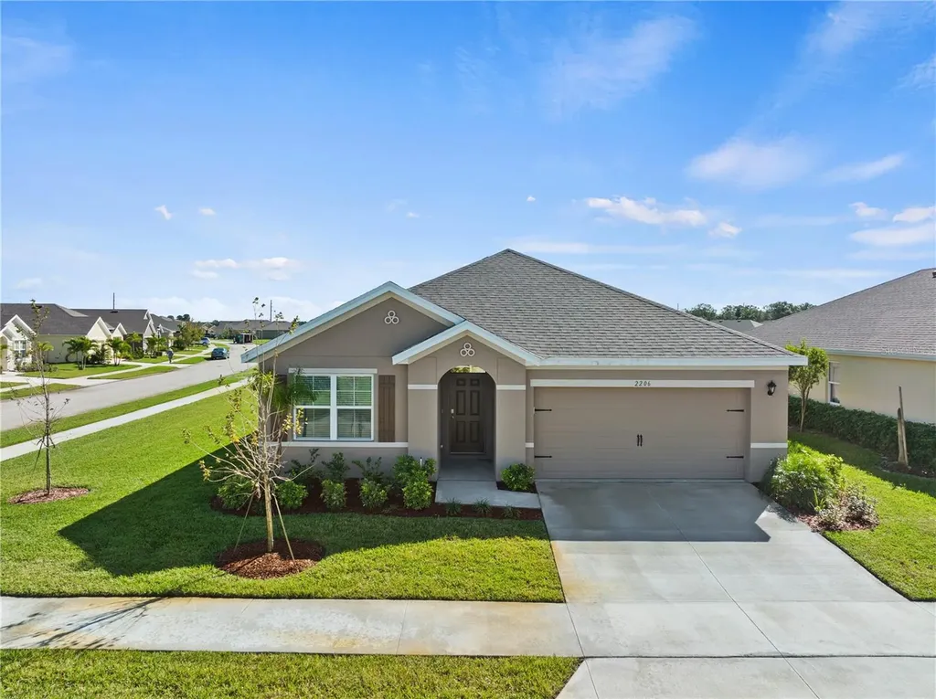 2206 Stratton Terrace SW Vero Beach FL 32968