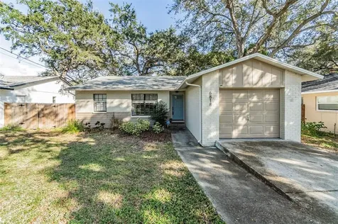 6818 S Dauphin Avenue Tampa FL 33611