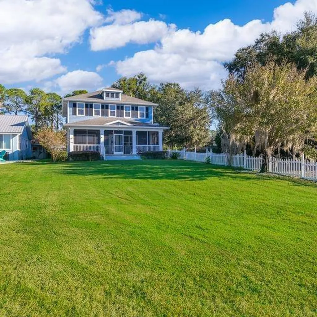 13860 SE 124th Street Ocklawaha FL 32179