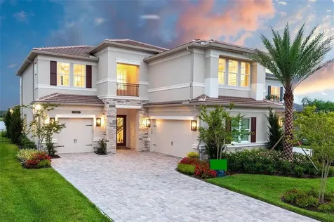 3305 Acacia Bay Avenue Wesley Chapel FL 33543