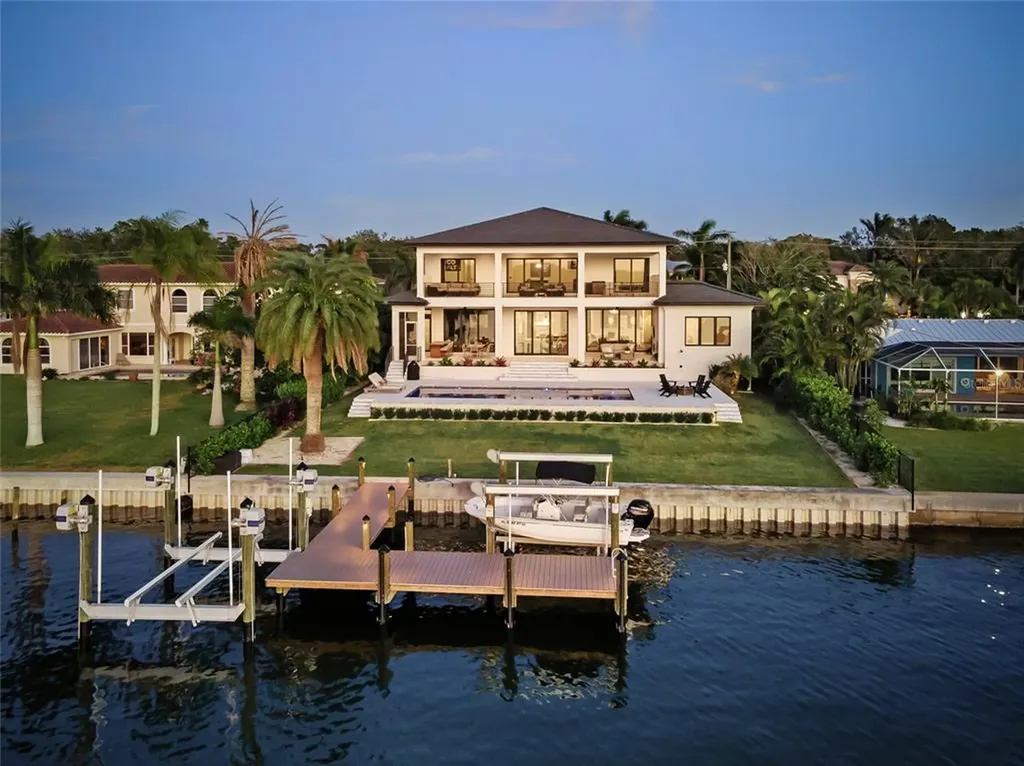 3740 Tangier Terrace Sarasota FL 34239