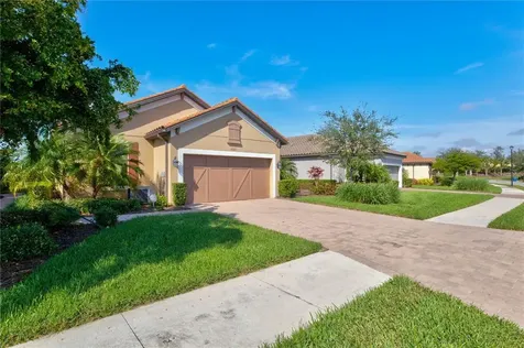 8725 Bellussi Drive Sarasota FL 34238