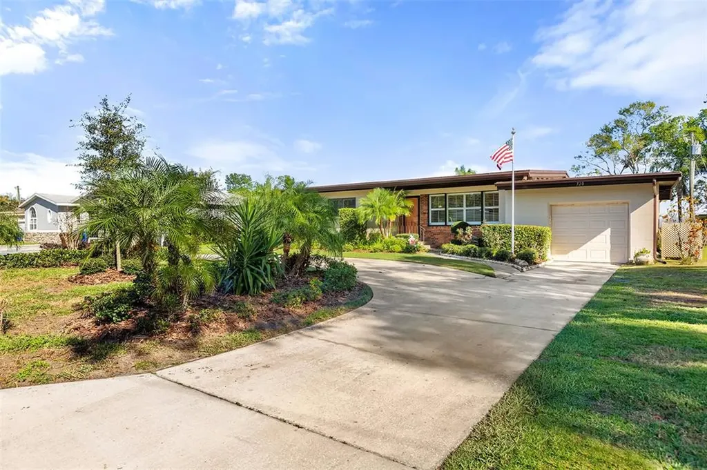 720 Canterbury Lane Kissimmee FL 34741