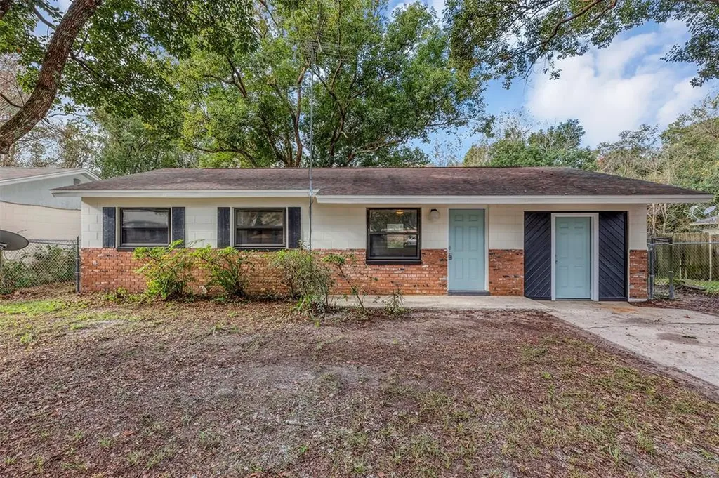 1806 Selleen Drive Eustis FL 32726