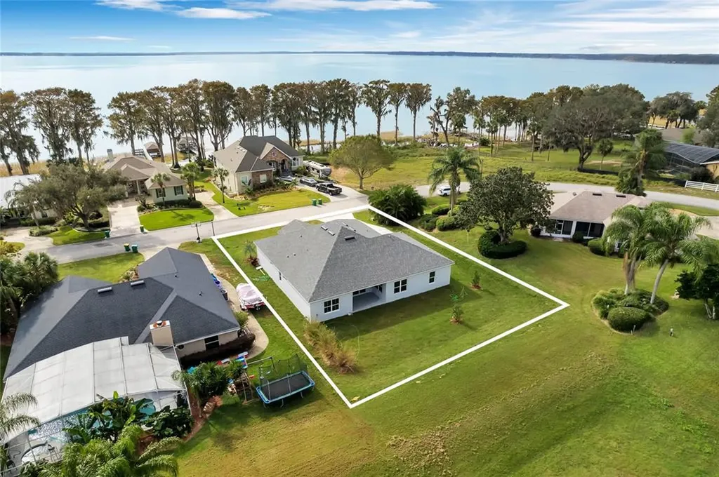 3329 Indian Trail Eustis FL 32726