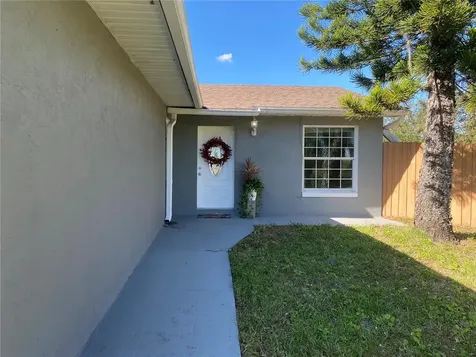2990 Sun Pointe Court Kissimmee FL 34741
