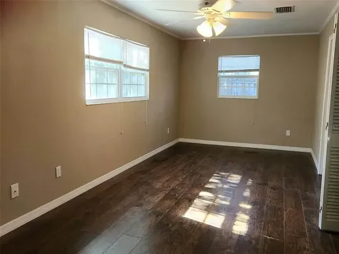 904 37th Street W Bradenton FL 34205