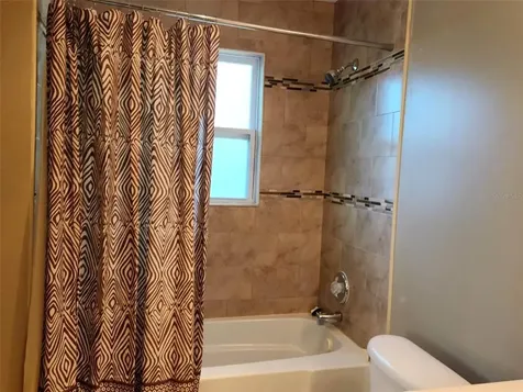 904 37th Street W Bradenton FL 34205