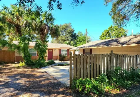 904 37th Street W Bradenton FL 34205